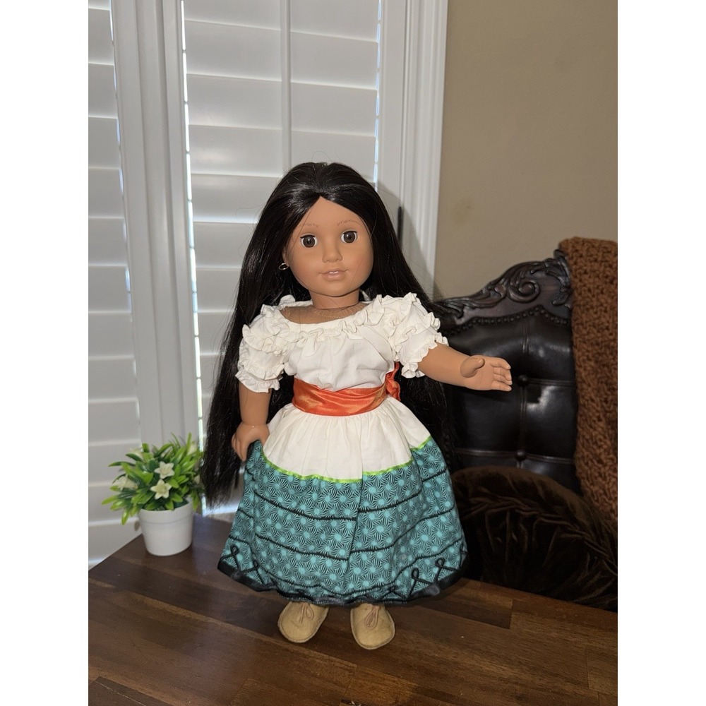 American Girl Doll JOSEFINA with dress, shoes and Cat Black Hair Brown Eyes
